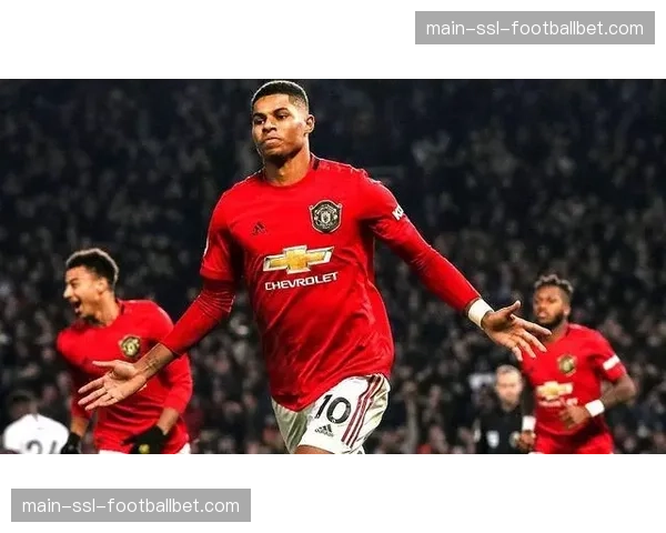 数据分析：深圳新鹏城前锋场均冲刺次数领跑，但射门转化率有待提高