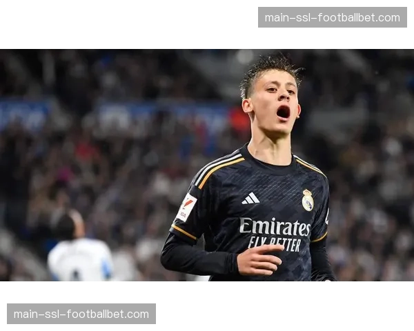 皇马签下18岁西班牙前锋弗兰-圣马里亚，球员下赛季正式加盟